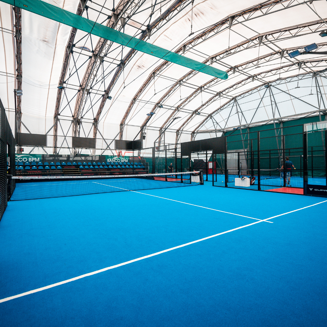 7 campi da padel indoor